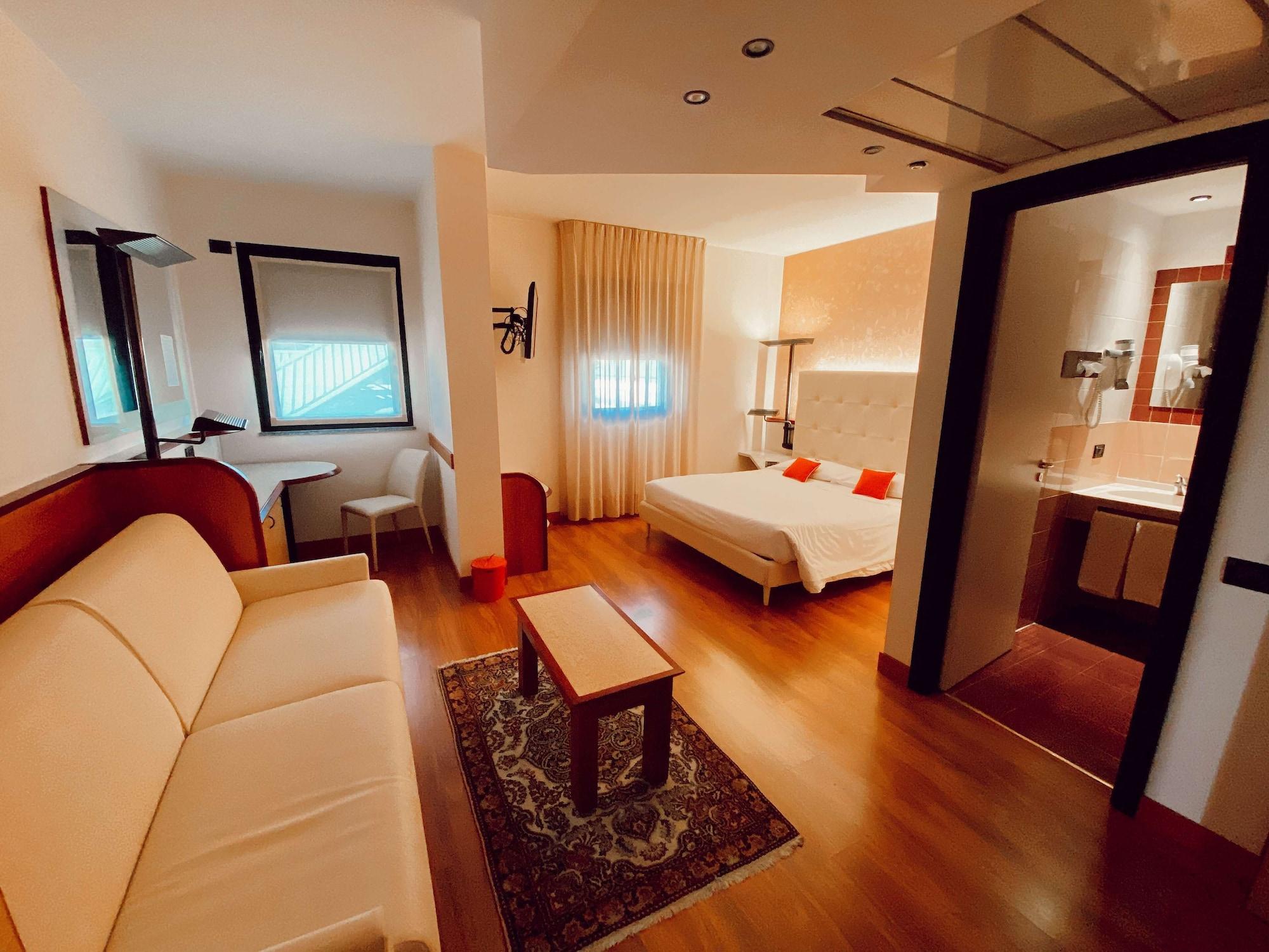 Western Solaf Hotel Medolago