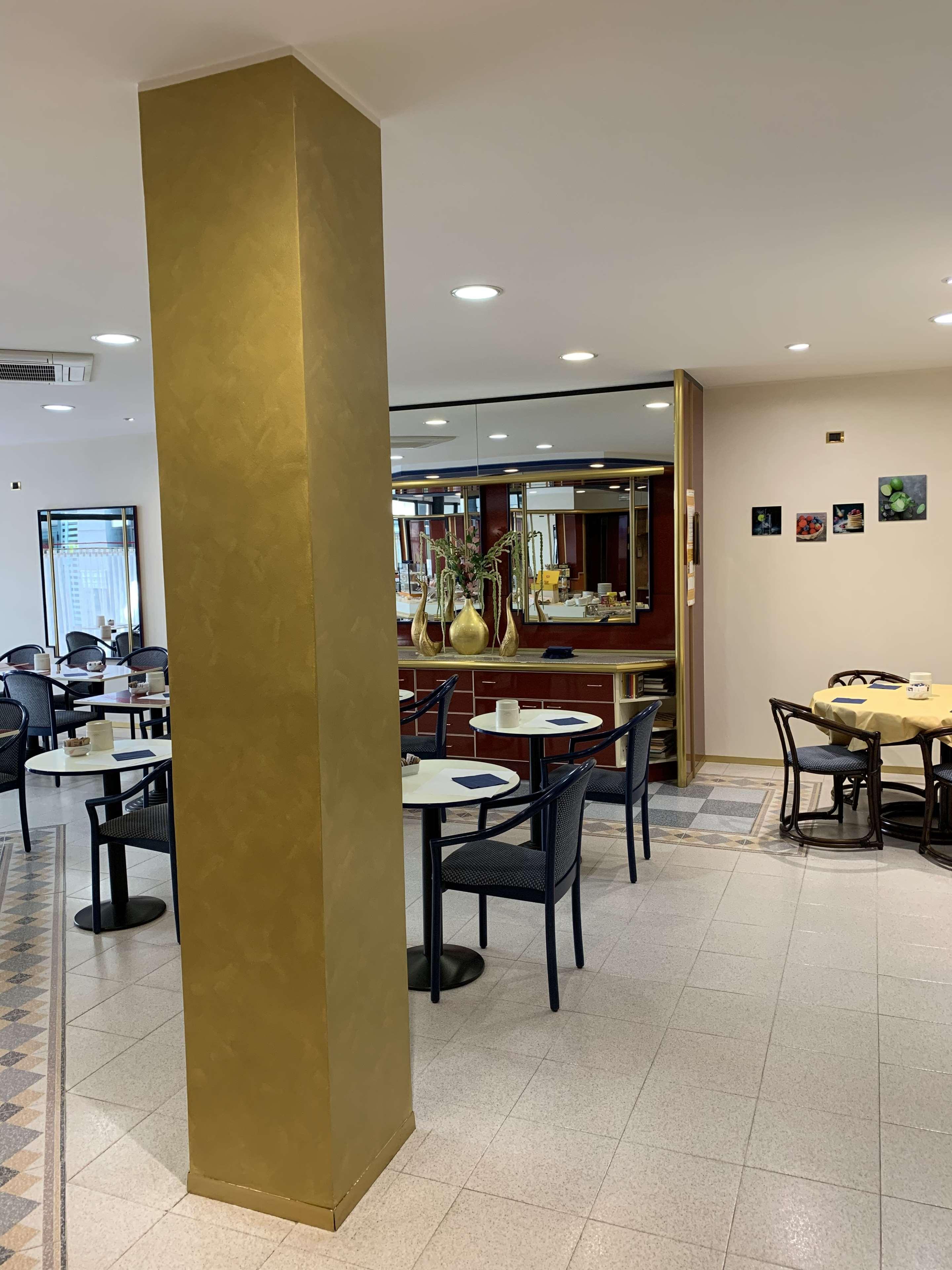 Western Solaf Hotel