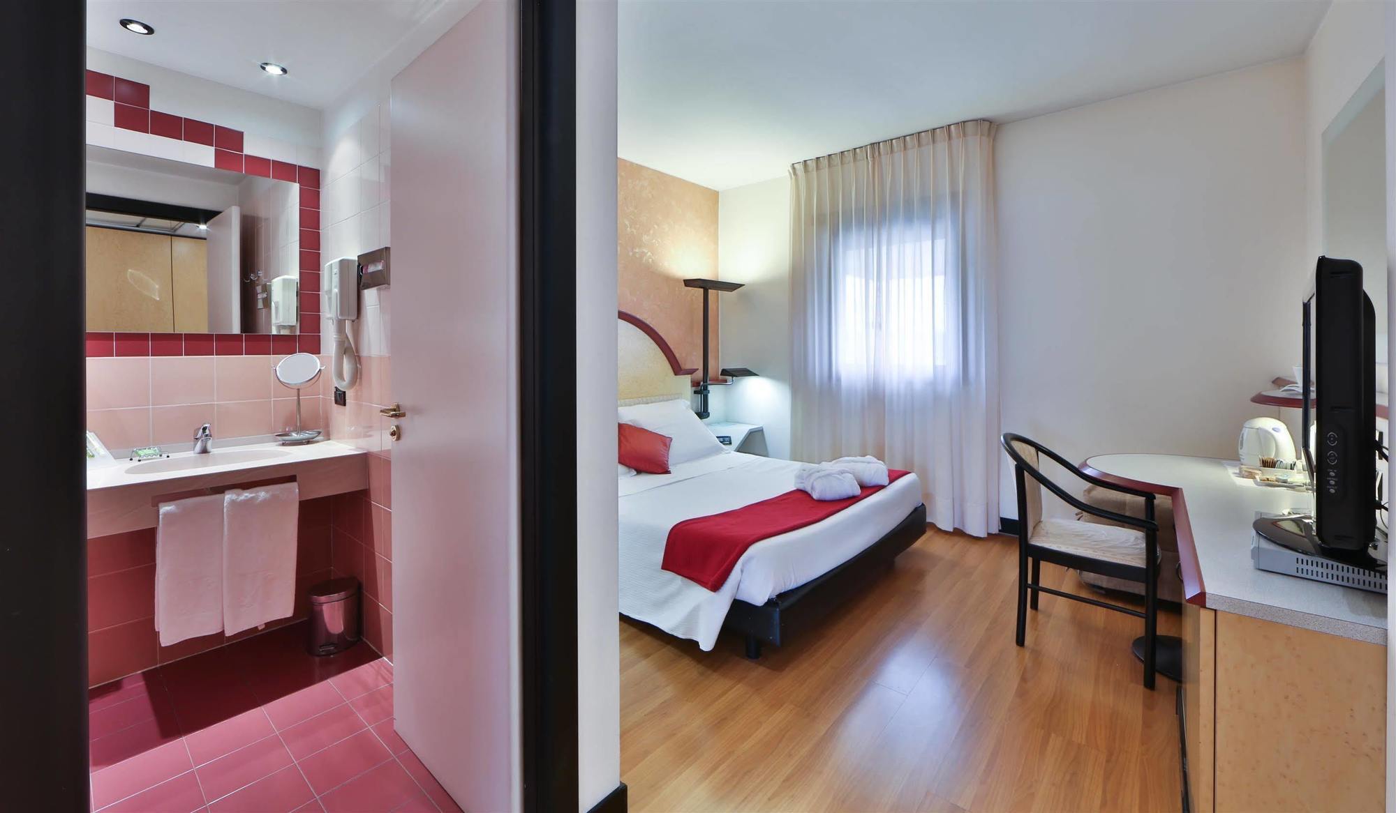 Western Solaf Hotel Medolago